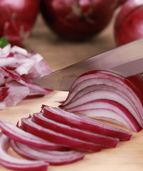 How to cut onion without crying